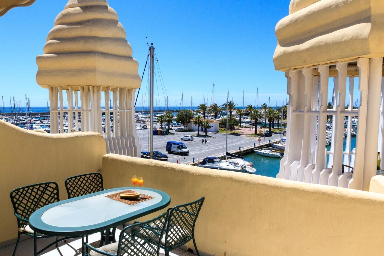 ベナルマデナPuerto Marinaアパートメント エクステリア 写真