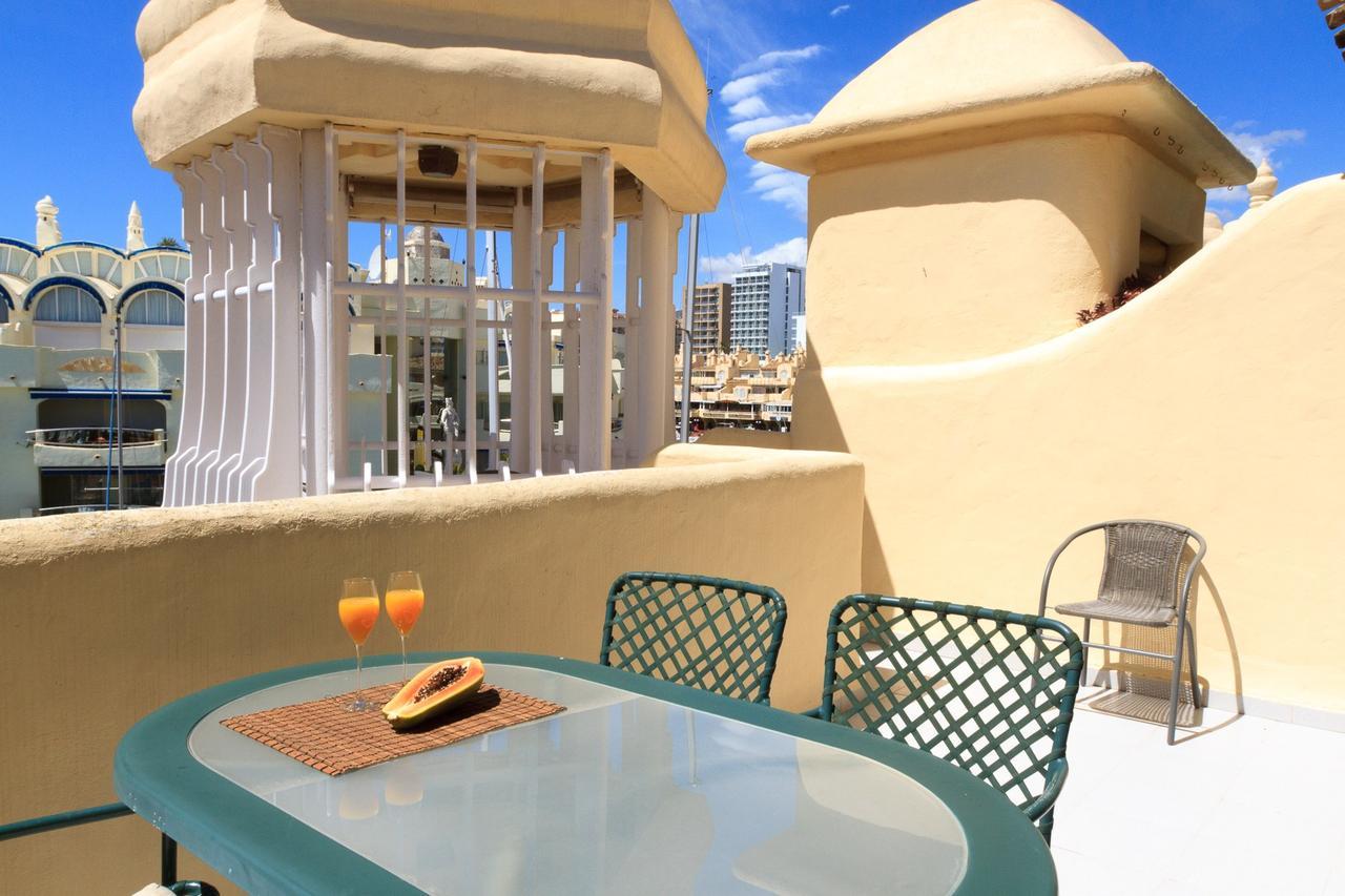 ベナルマデナPuerto Marinaアパートメント エクステリア 写真
